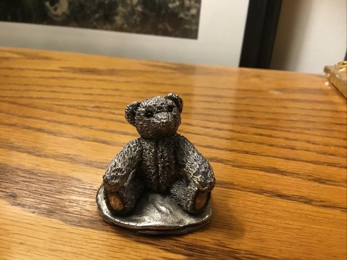 Silver teddy bear model - silver,