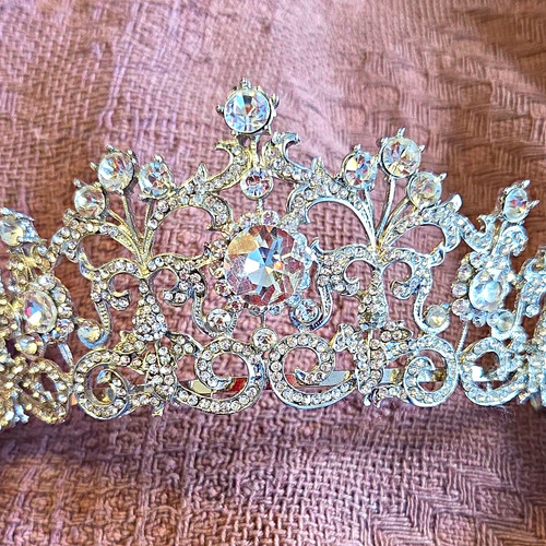 Silver tone crystal - tone, rhinestone