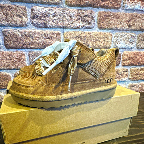 Ugg lowmel size 8c - lo,