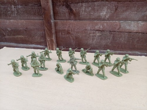 Airfix toy soldiers - airfix,