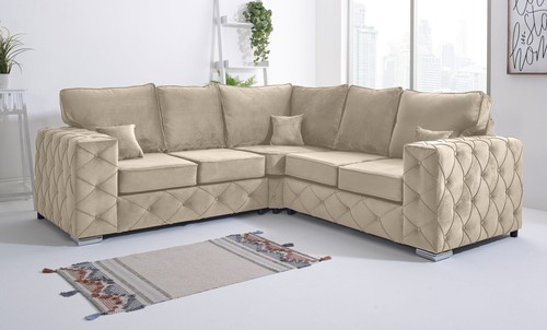 Milton chesterfield corner - milton,