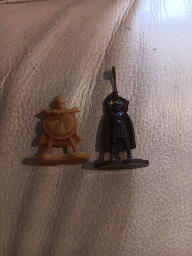 Dark tower figures - figures, game
