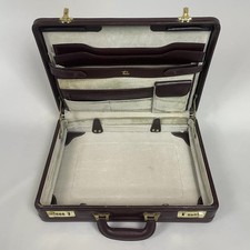 Tula Briefcase Burgundy