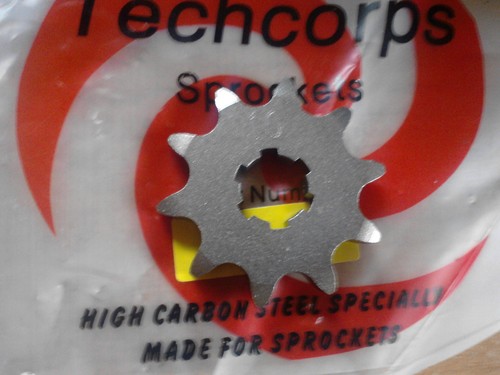 Front sprocket 10t fits yamaha - front,