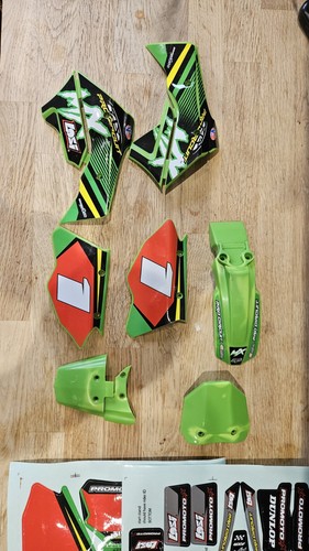 Losi promoto green plastics - losi,