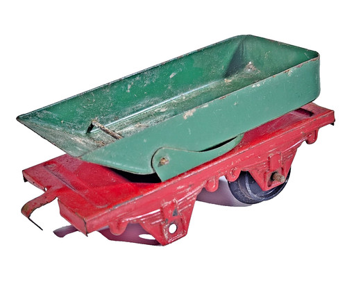 Hornby gauge red green - o,