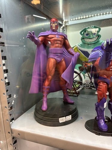 Bowen design magneto figure - magneto,