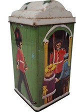 Ian Logan Square Tin Money Box Snowman Guards Scotland T2750 D132