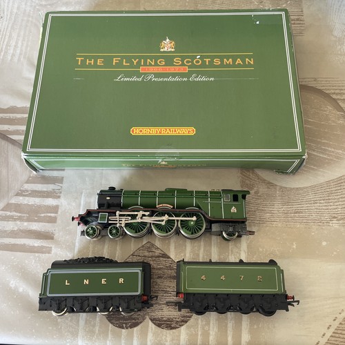 Hornby r075 lner flying - lner,