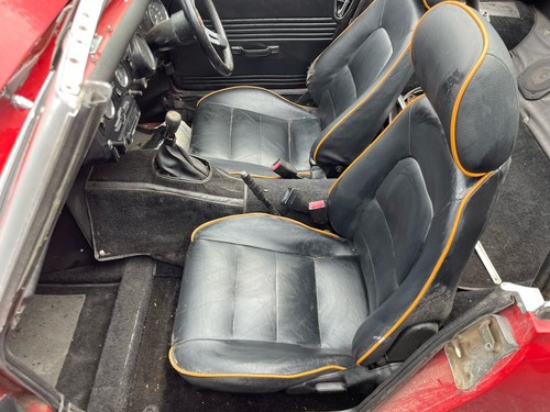 Midget black interior seats - mg,