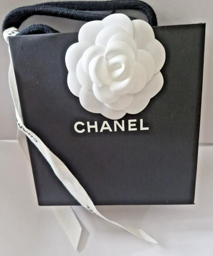 Chanel gift bag ribbon - gift,