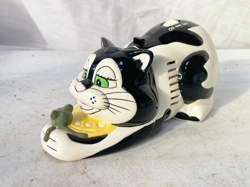 Vintage retro cat crumb bits - vintage,