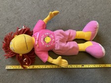 Tweenies. Story Telling Bella Doll Late 90’s. Reads Chicken Little. Working