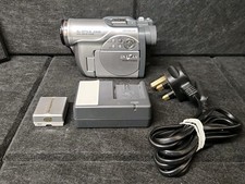 Hitachi DVDCAM DZ-MV730E