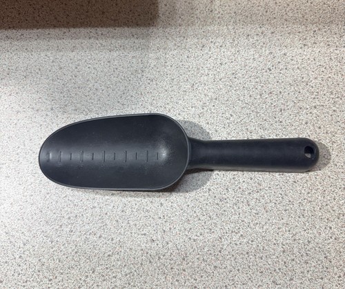 Paydirt plastic scoop - scoop, trowel