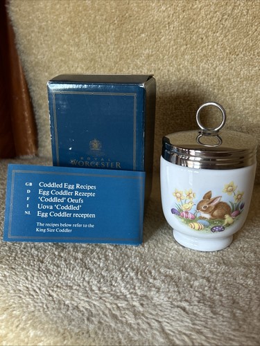 Royal worcester easter bunny - worcester,