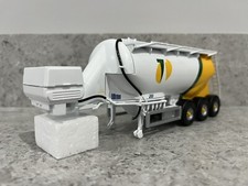 Corgi - Tri-Axle Feldbinder