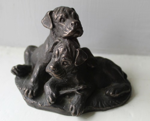 Vintage heredities cold cast - heredities,