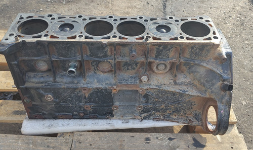 Mercedes engine block 320cdi - mercedes,