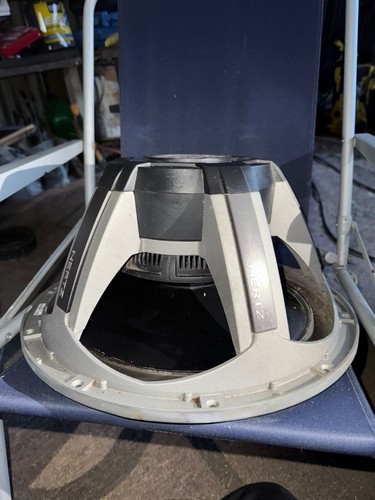 Hertz 1400w subwoofer - hertz,