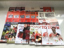 Collection of 32 Kettering