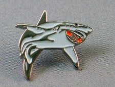 GREAT WHITE SHARK ENAMEL PIN