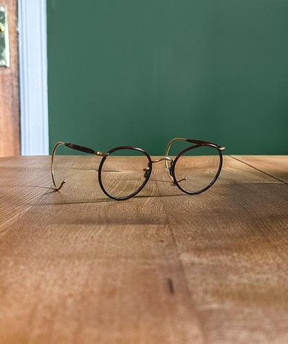 Algha glasses - row),