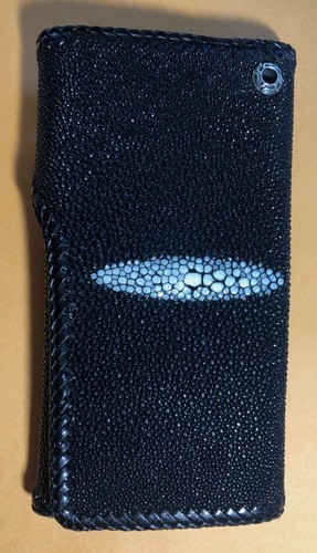 Long black stingray - long,