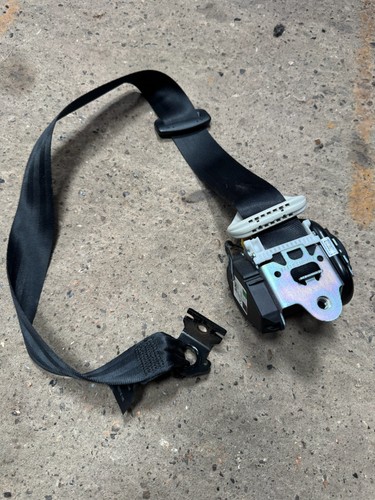 Ford galaxy seat belt drivers - galaxy,