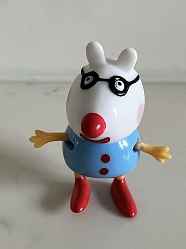 Rare peppa pig posable - posable, pedro