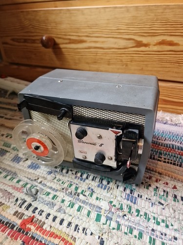 Kodak brownie projector - 8,