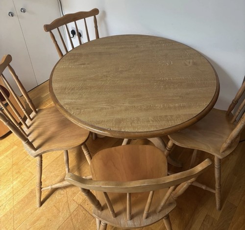 Round solid oak dining table - solid,