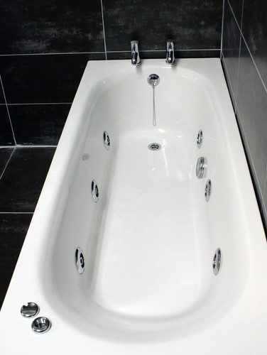 Imelda whirlpool bath 1700mm - imelda,