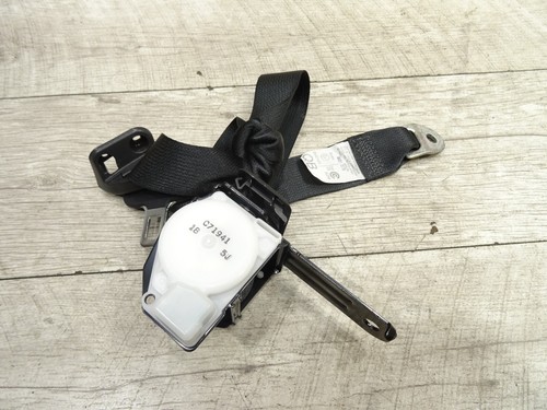 Lexus 300h seat belt rear - belt,