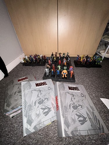 Classic marvel figurine - marvel,