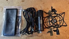 STC-20 Sontronics Cardioid Condenser Microphone, Shock mount, XLR Cable - Boxed