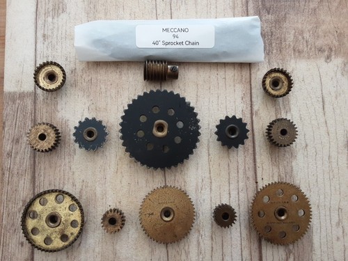 Meccano gears outfit - meccano,