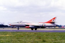 x2 ROYAL AIR FORCE.,  HAWKER HUNTER,  XL565,  c1985,    AIRCRAFT SLIDES