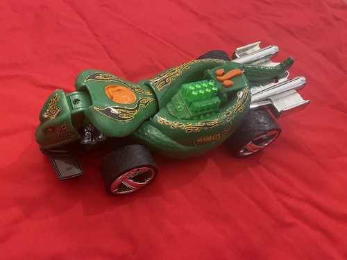Hot wheels car green cobra - hot,