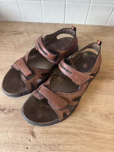 Clarks brown leather - brown,