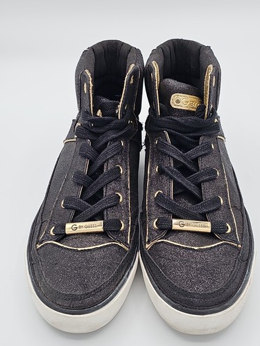 Guess women size 7 - by,