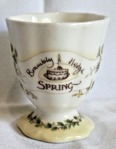 Lovely royal doulton brambly - royal,