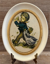 A MADRYN MINIATURE OVAL