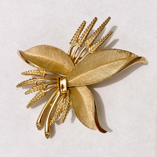Vintage crown trifari wheat - crown,