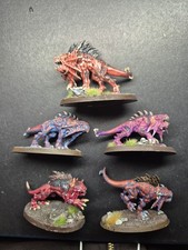 5x Plastic Flesh Hounds -