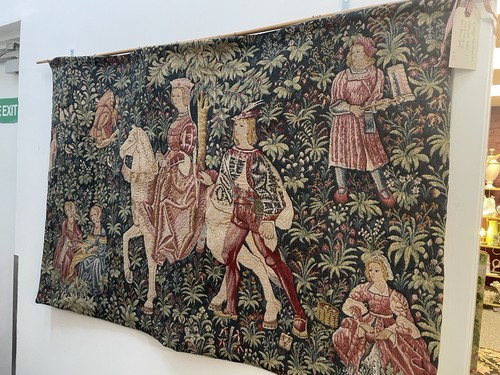 Vintage 1970 medieval - vintage,