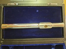 Gemeinhardt silver plate flute - silver,