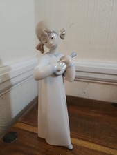 Lladro figurine 4871 girl - figurine,