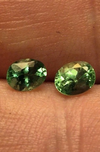 Tsavorite garnet natural - tsavorite,