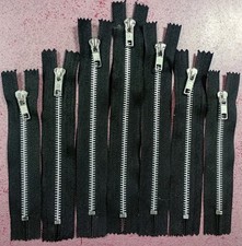 Black Metal SILVER Teeth Zip